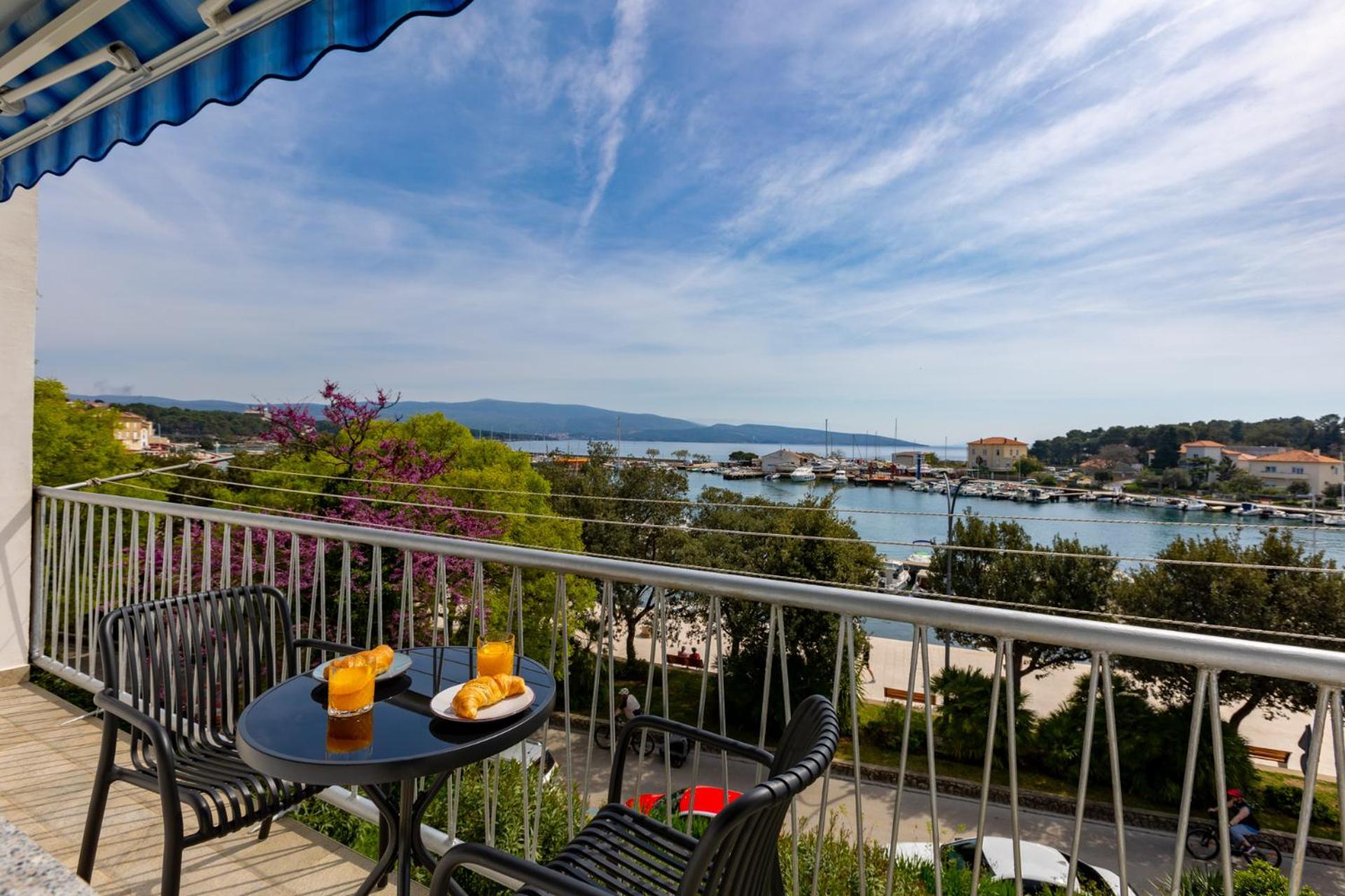 Apartment Marin Krk คิร์ก ภายนอก รูปภาพ