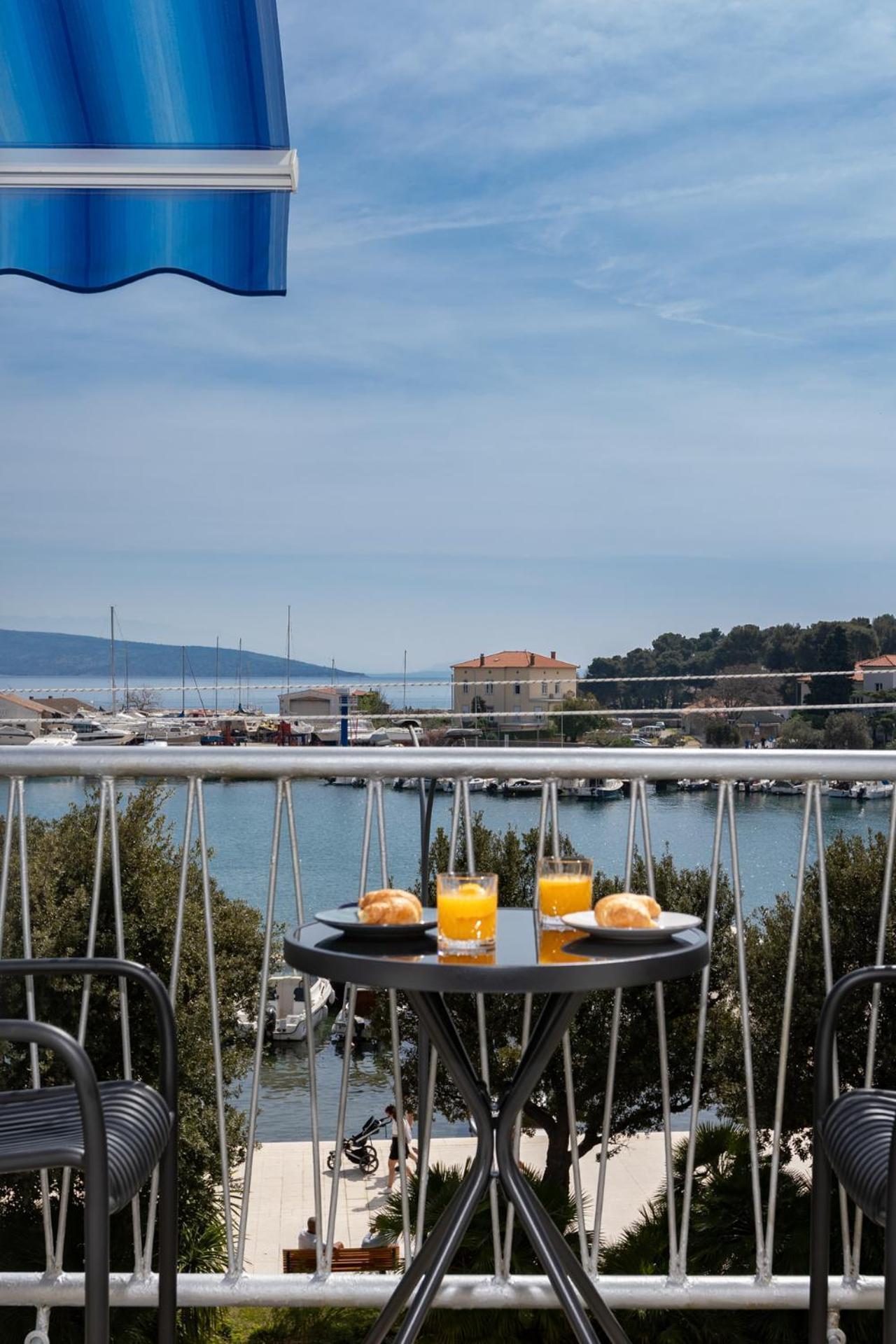 Apartment Marin Krk คิร์ก ภายนอก รูปภาพ