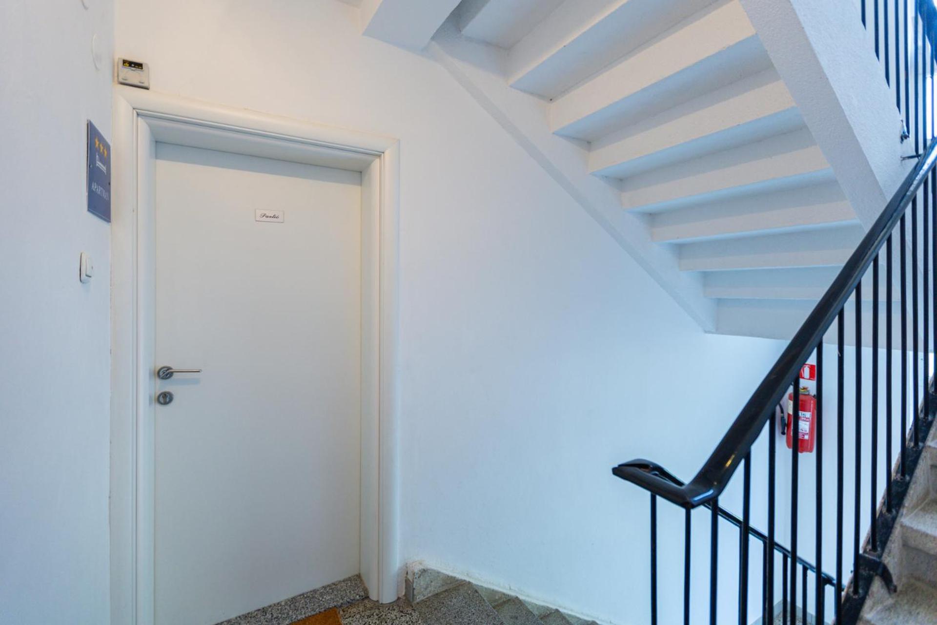 Apartment Marin Krk คิร์ก ภายนอก รูปภาพ